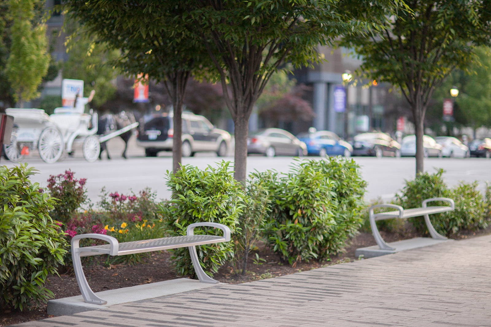 Forms+Surfaces Balance Bench Landscape Architect